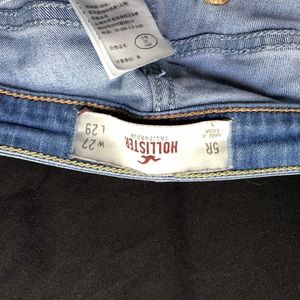 Hollister light wash jeans!!